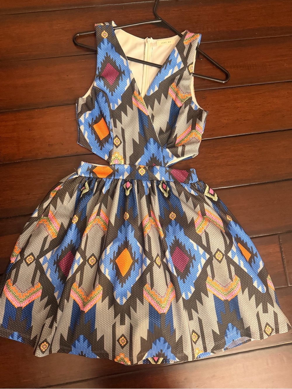 Women’s cut-out, fit to flare mini dress